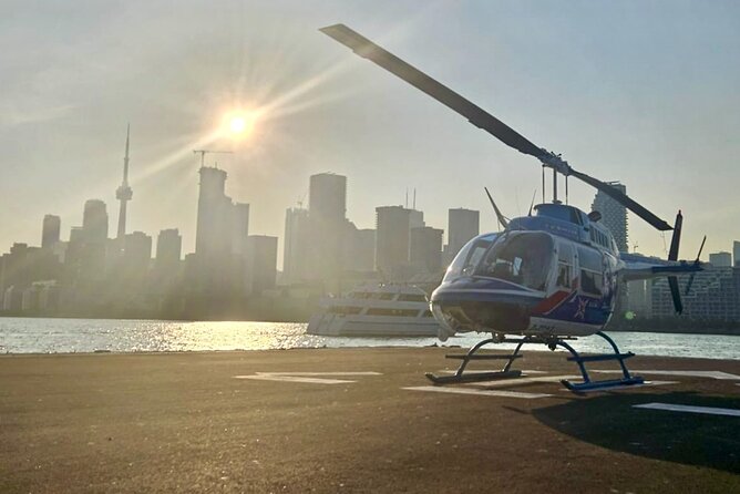 Toronto Skyline Helicopter Tour CN Tower Loop - Key highlights before you go