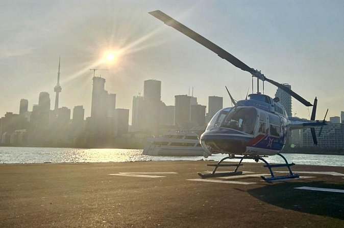 Toronto Skyline Helicopter Tour CN Tower Loop - Timing, Season, and Booking Lead Time