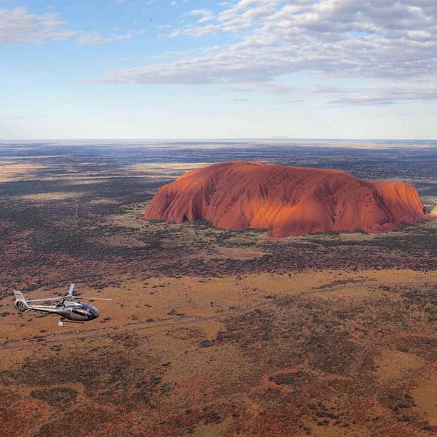 Uluru 15-Minute Helicopter Experience - The 15-minute flight over Uluru: what you’ll actually see