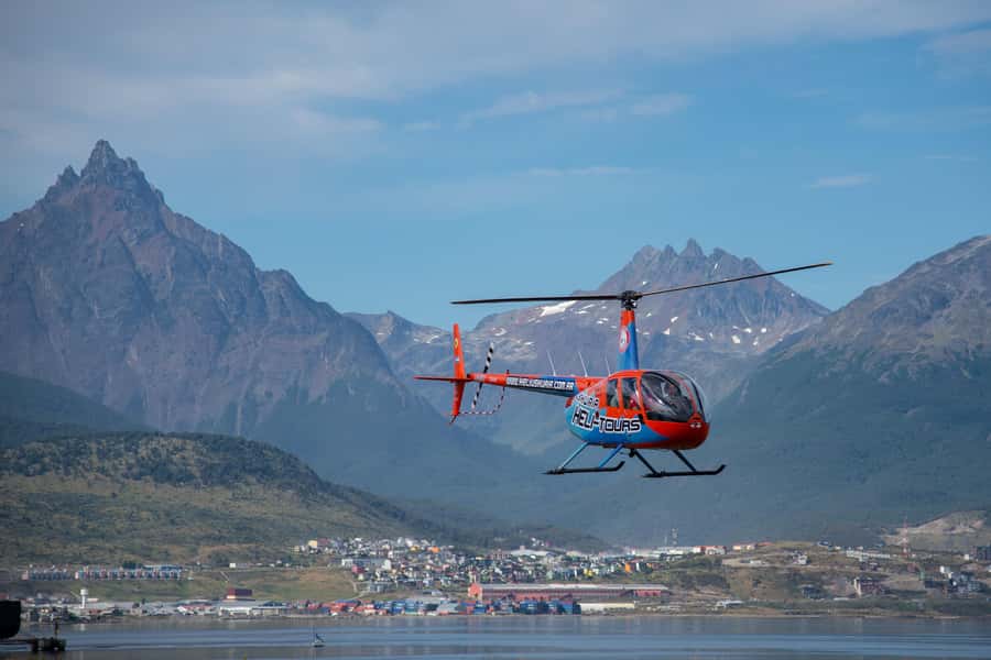 Ushuaia: Heart of the Andes Scenic Helicopter Adventure - Why a short helicopter hop makes Ushuaia feel enormous
