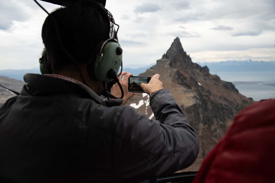 Ushuaia: Heart of the Andes Scenic Helicopter Adventure - Champagne, photo pauses, and the pilot-led experience