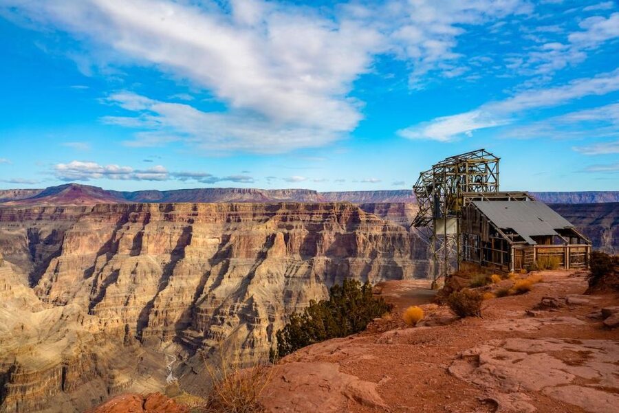 Vegas: Grand Canyon Airplane, Helicopter and Boat Tour - Should you book this plane-helicopter-boat canyon day?