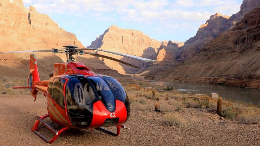 Vegas: Grand Canyon Airplane, Helicopter and Boat Tour - The flightseeing segment over Hoover Dam and Lake Mead