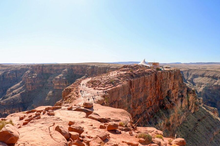 Vegas: Grand Canyon Airplane, Helicopter and Boat Tour - Helicopter ride down about 4,000 feet to the canyon bottom