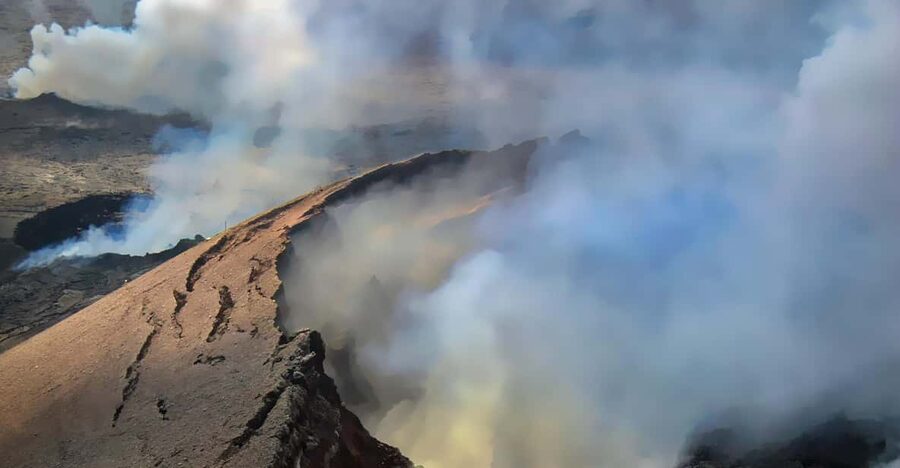 Waikoloa: Big Island Spectacular Helicopter Tour - Big Island helicopter tour: why this route feels like two islands in one
