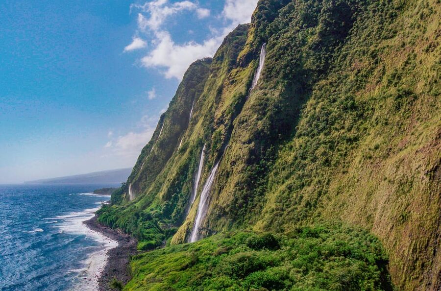Waikoloa: Big Island Spectacular Helicopter Tour - Hamakua Coast: lush rainforest and waterfalls as a visual reset