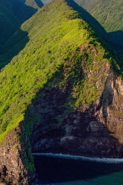 Waikoloa: Big Island Spectacular Helicopter Tour - Before you go: what to pack and what to avoid
