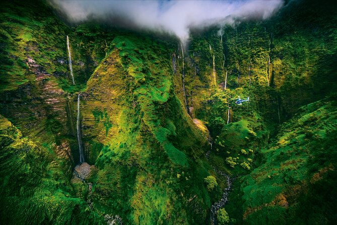 Waterfalls of West Maui and Molokai Helicopter Tour - Key things to know before you fly