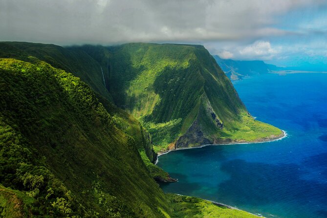 Waterfalls of West Maui and Molokai Helicopter Tour - The flight plan: your aerial tour stop-by-stop