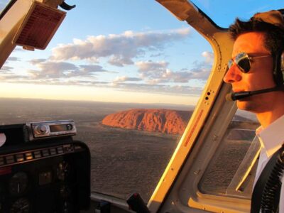 Yulara: Uluru & Kata Tjuta 25-Minute Helicopter Experience - The full flow from Yulara pickup to helipad